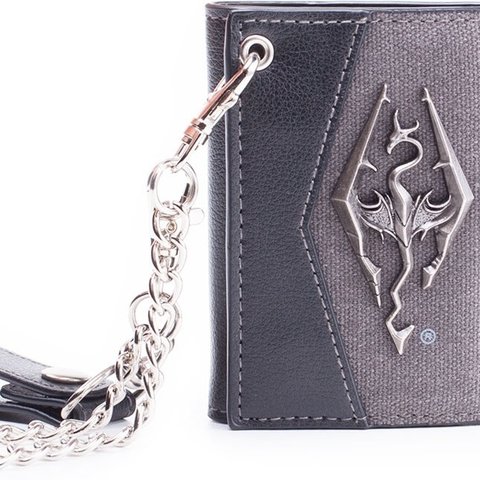 Skyrim - Chain Wallet With Metal Dragon Badge